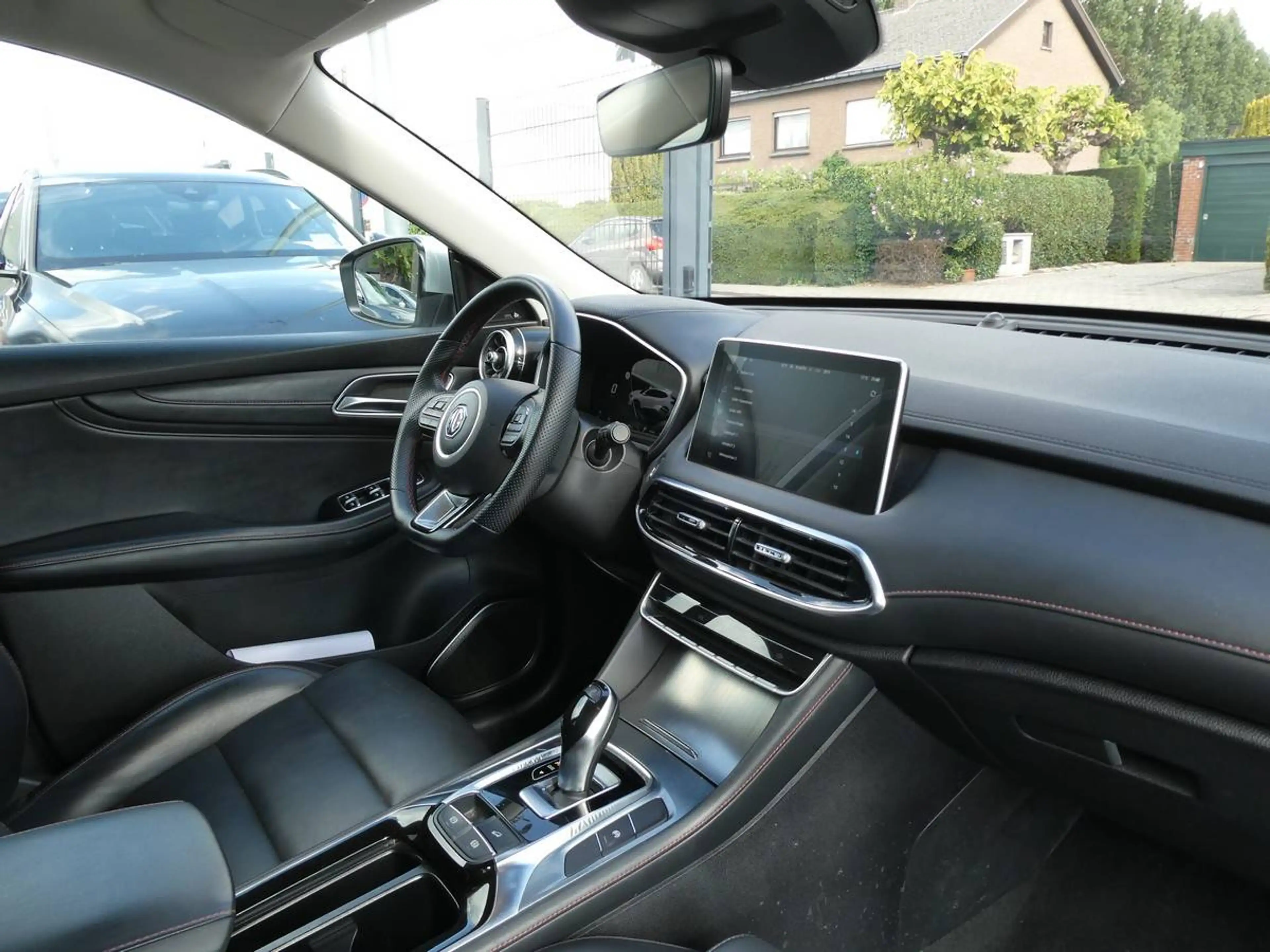MG HS 1.5 i benzine 162pk Automaat Comfort ACC BLIS Leder Camera (38182) — photo 10