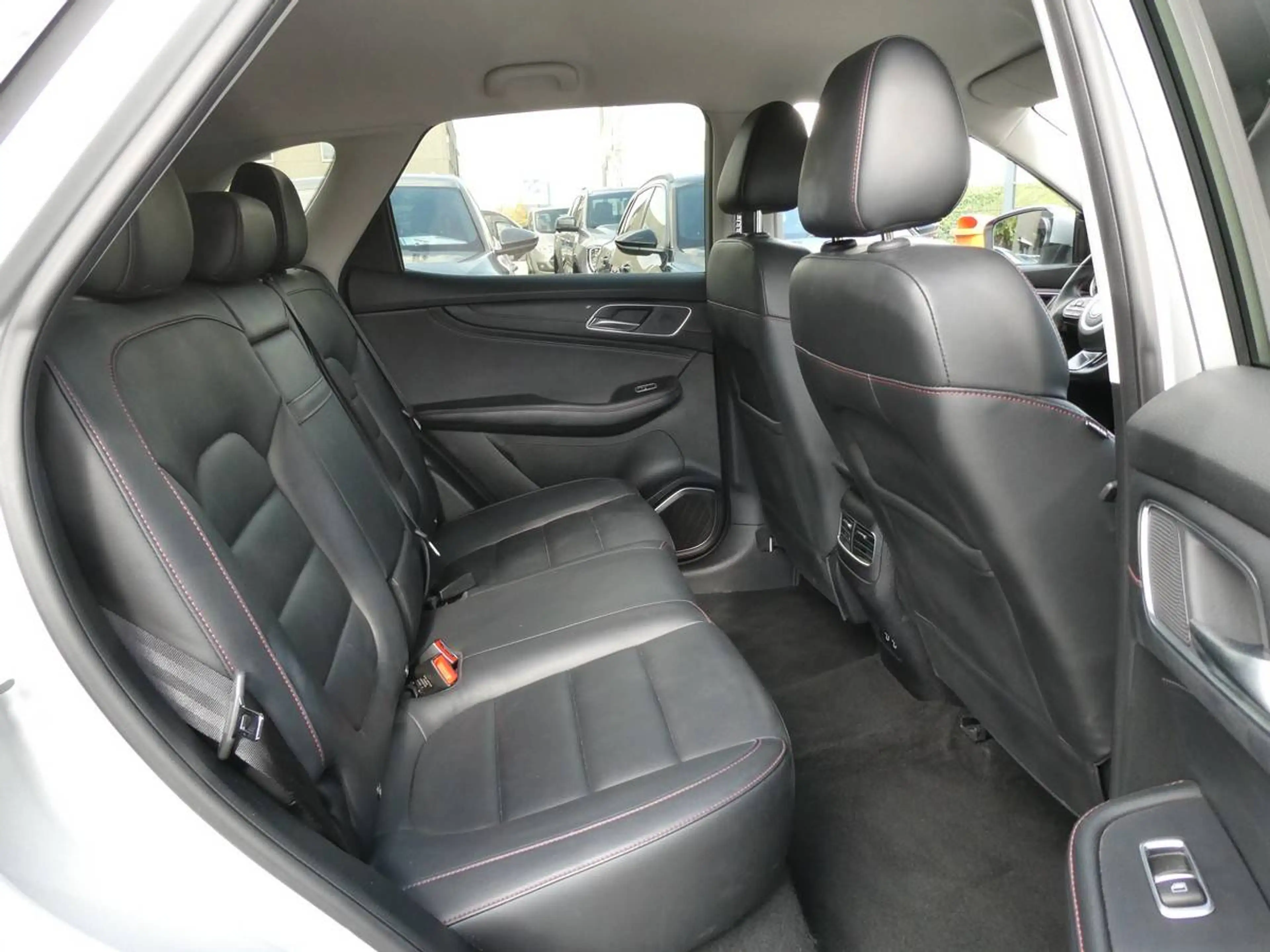 MG HS 1.5 i benzine 162pk Automaat Comfort ACC BLIS Leder Camera (38182) — photo 11
