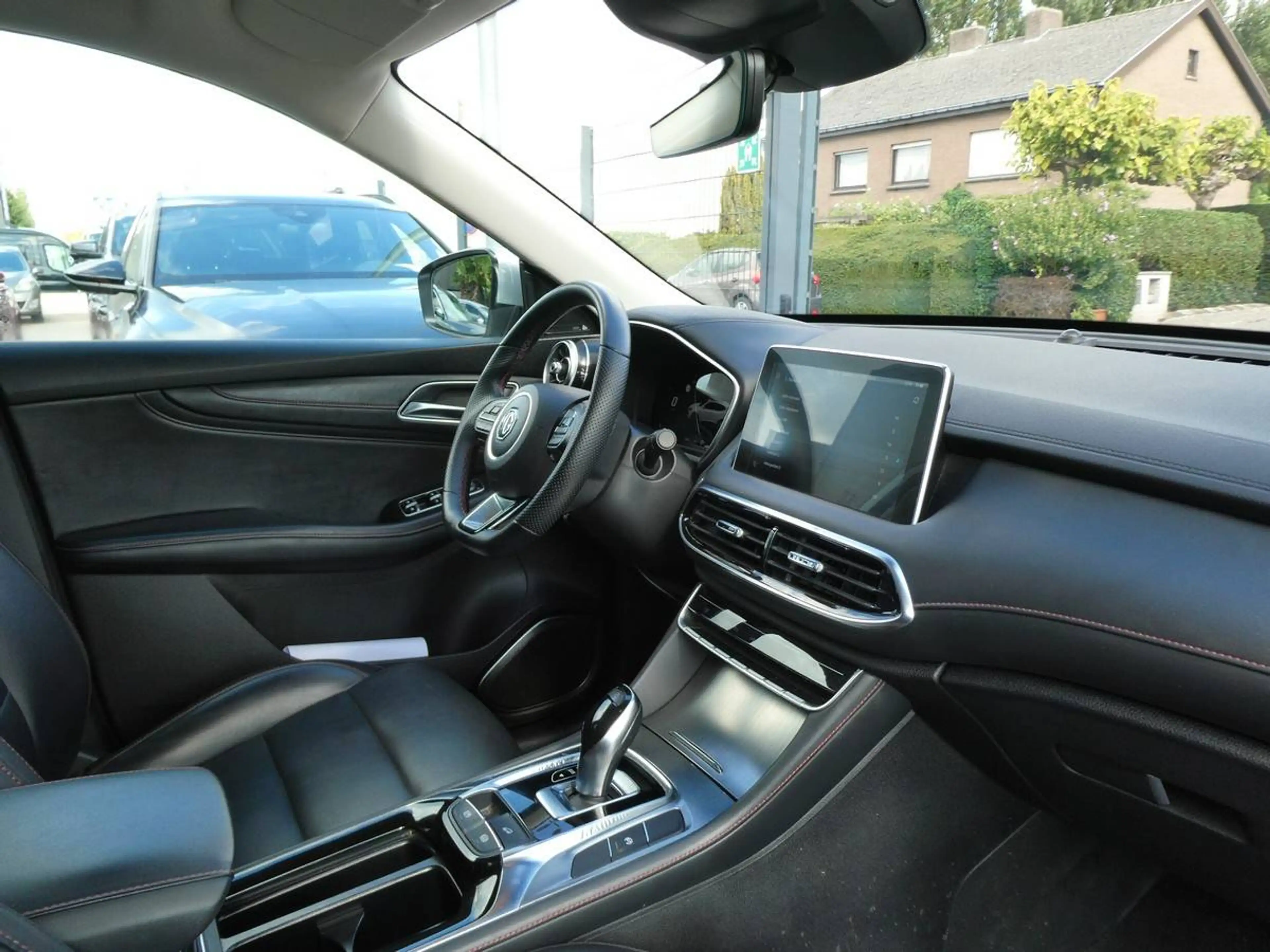 MG HS 1.5 i benzine 162pk Automaat Comfort ACC BLIS Leder Camera (38182) — photo 9