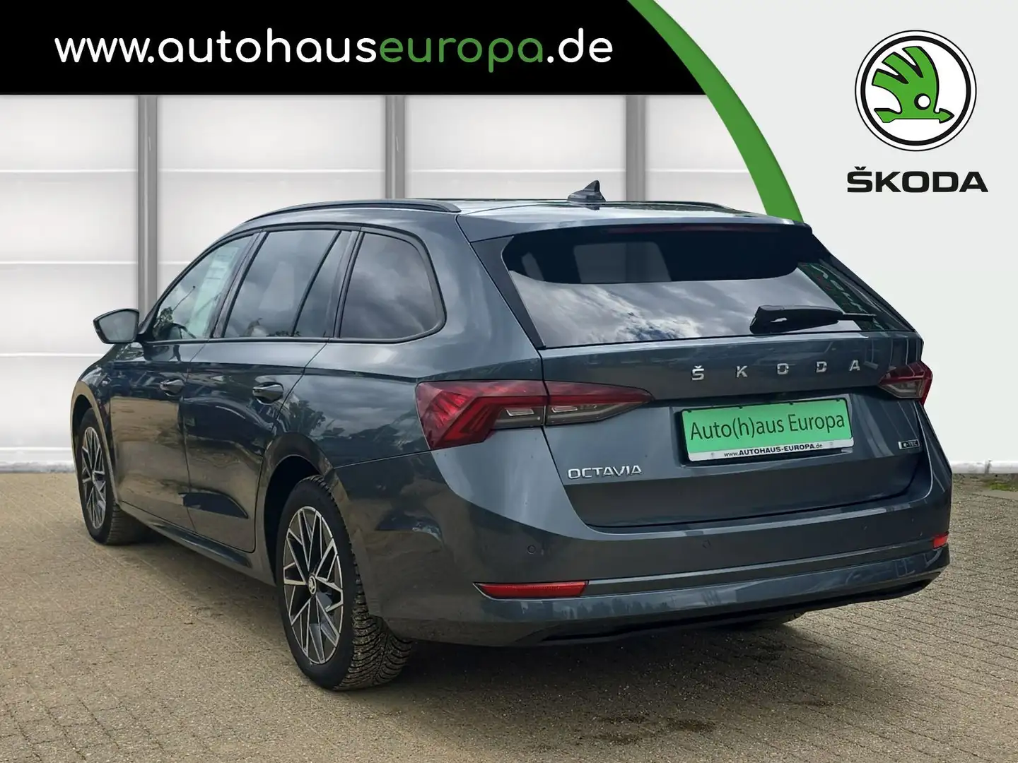 Skoda Octavia Combi 1.5 TSI DSG e-TEC Clever Navi Kam KlimA Virt Gris - 2