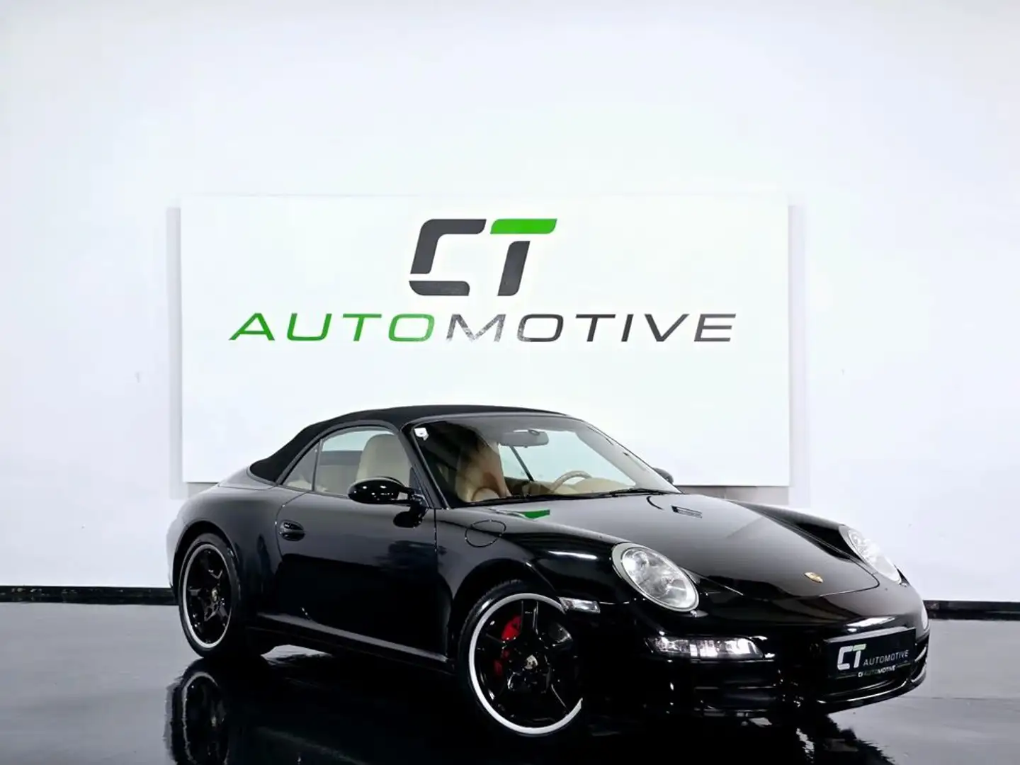 Porsche 911 Carrera 4 S Cabrio Tiptronic Schwarz - 2