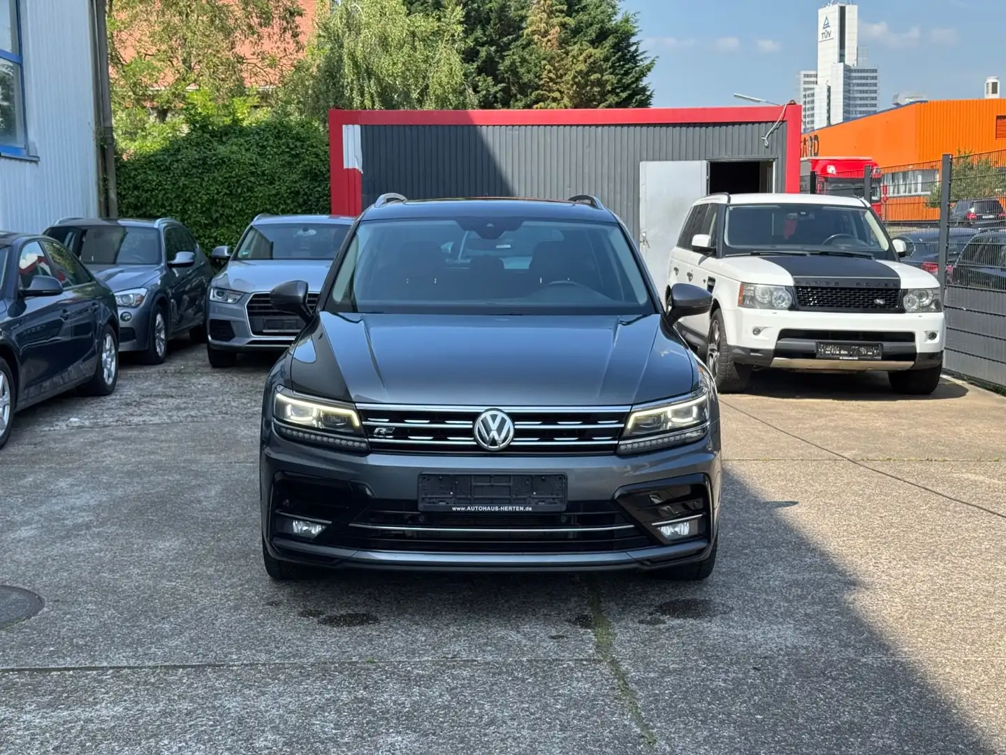 Volkswagen Tiguan R-line 4Motion/Pano/Volldigital/ACC/AHK Gris - 2