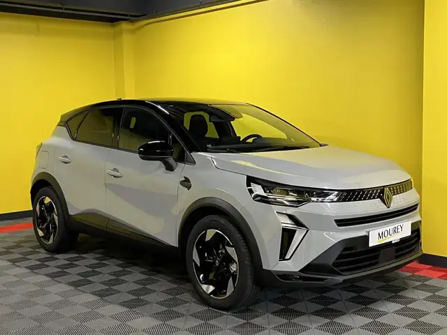 Renault Captur view 3