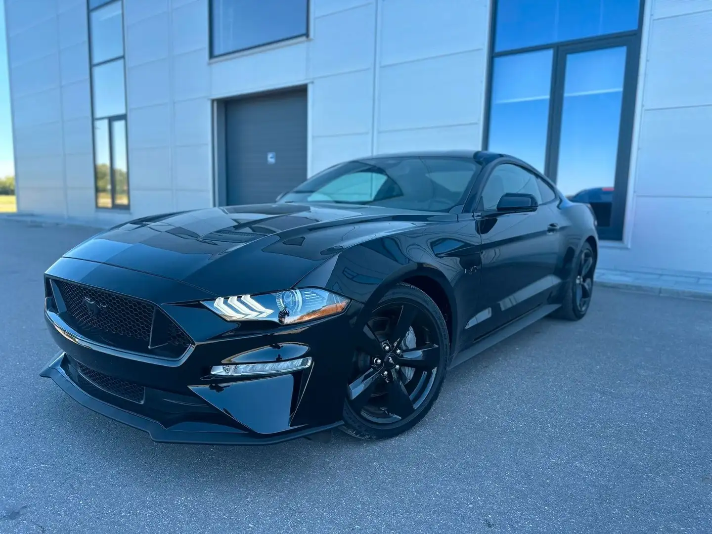 Ford Mustang 5.0 V8 GT PREMIUM LED TOP! Schwarz - 1