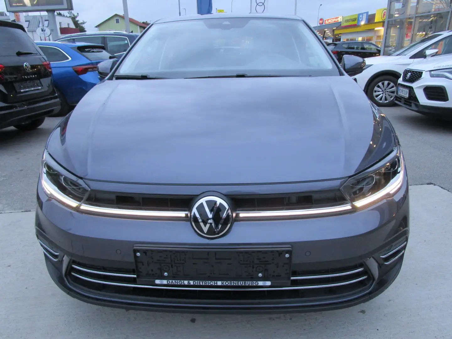 Volkswagen Polo Style Grau - 2