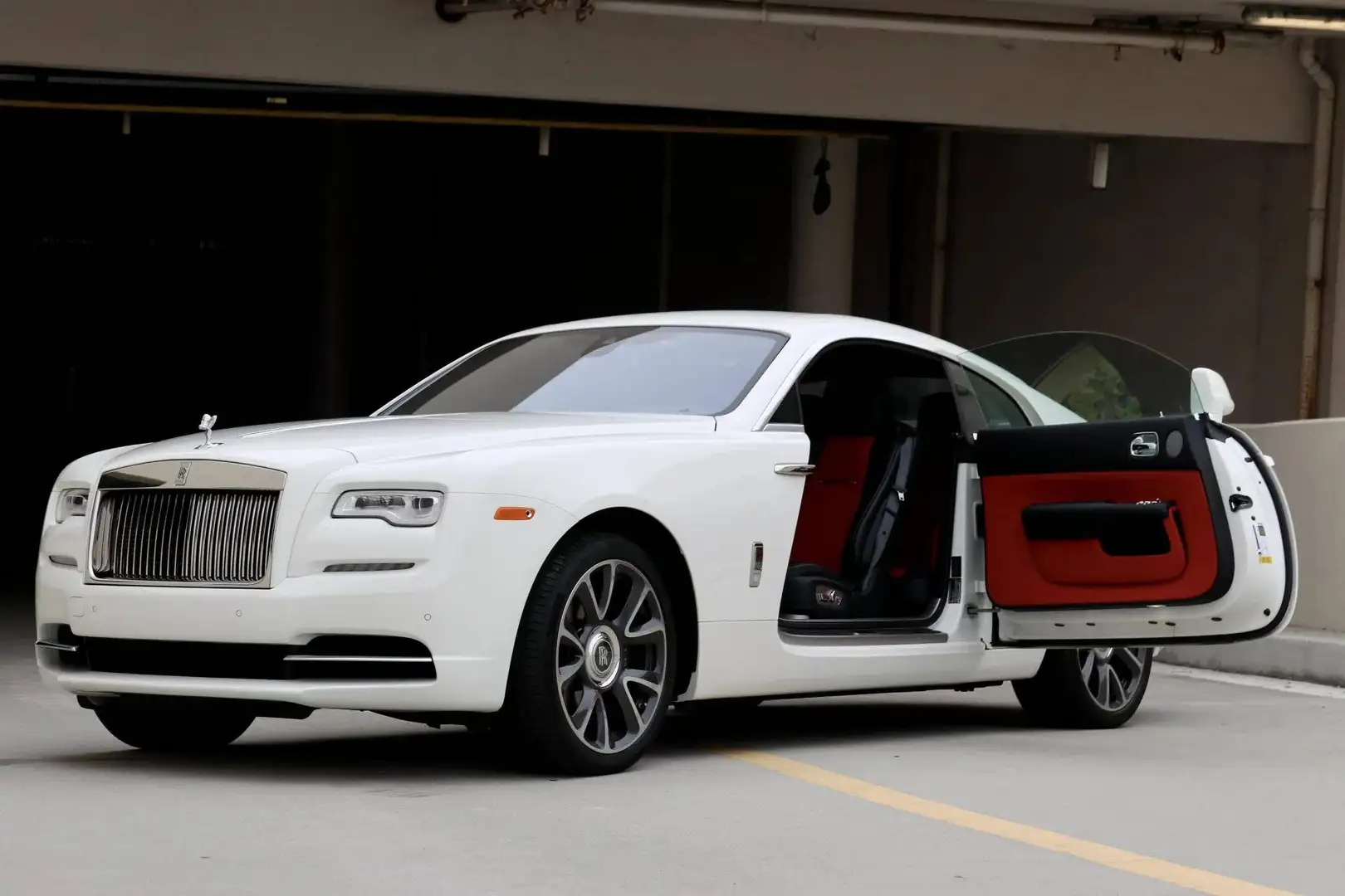 Rolls-Royce Wraith Weiß - 1