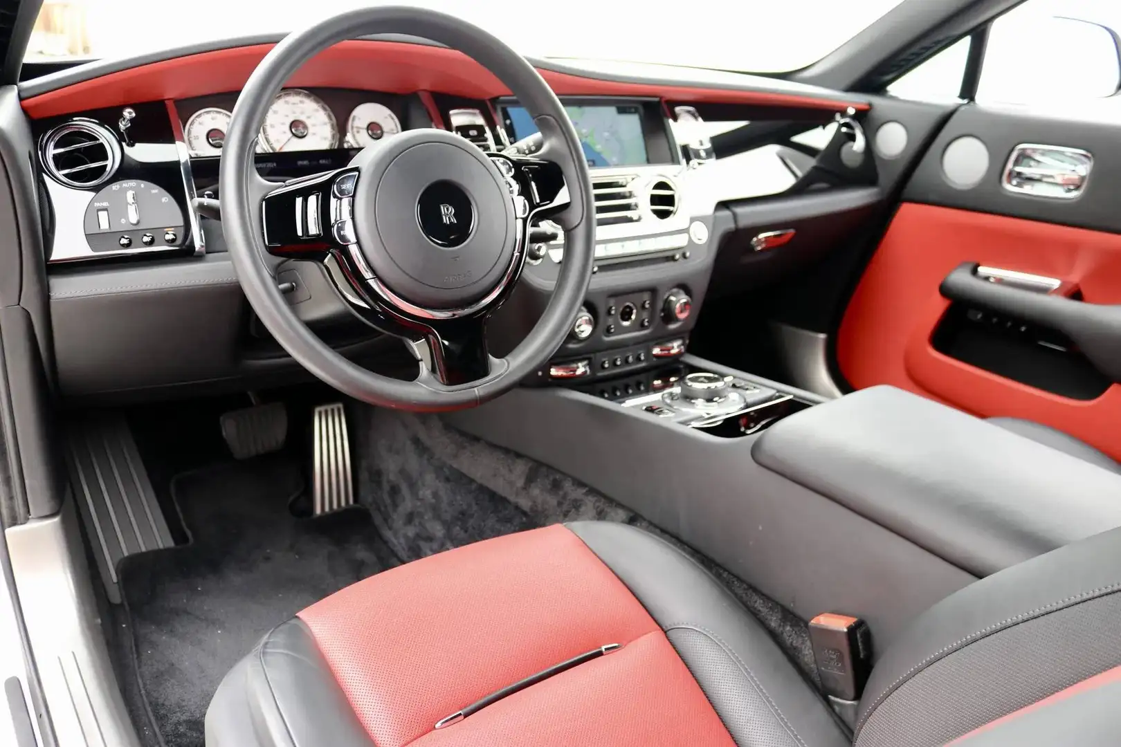 Rolls-Royce Wraith Weiß - 2