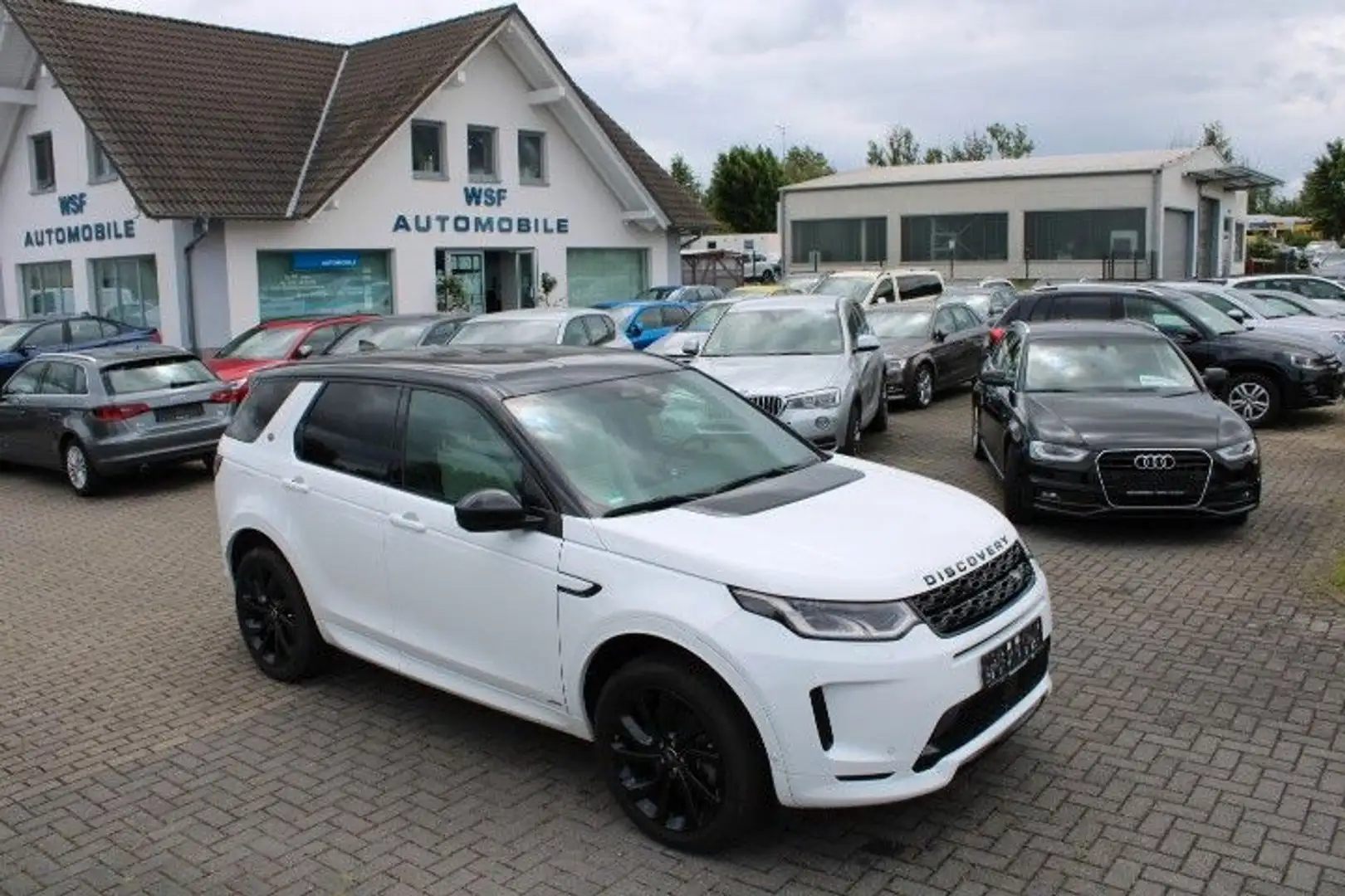 Land Rover Discovery Sport R-Dynamic SE 4WD,Leder,Navi,LED, Bianco - 1