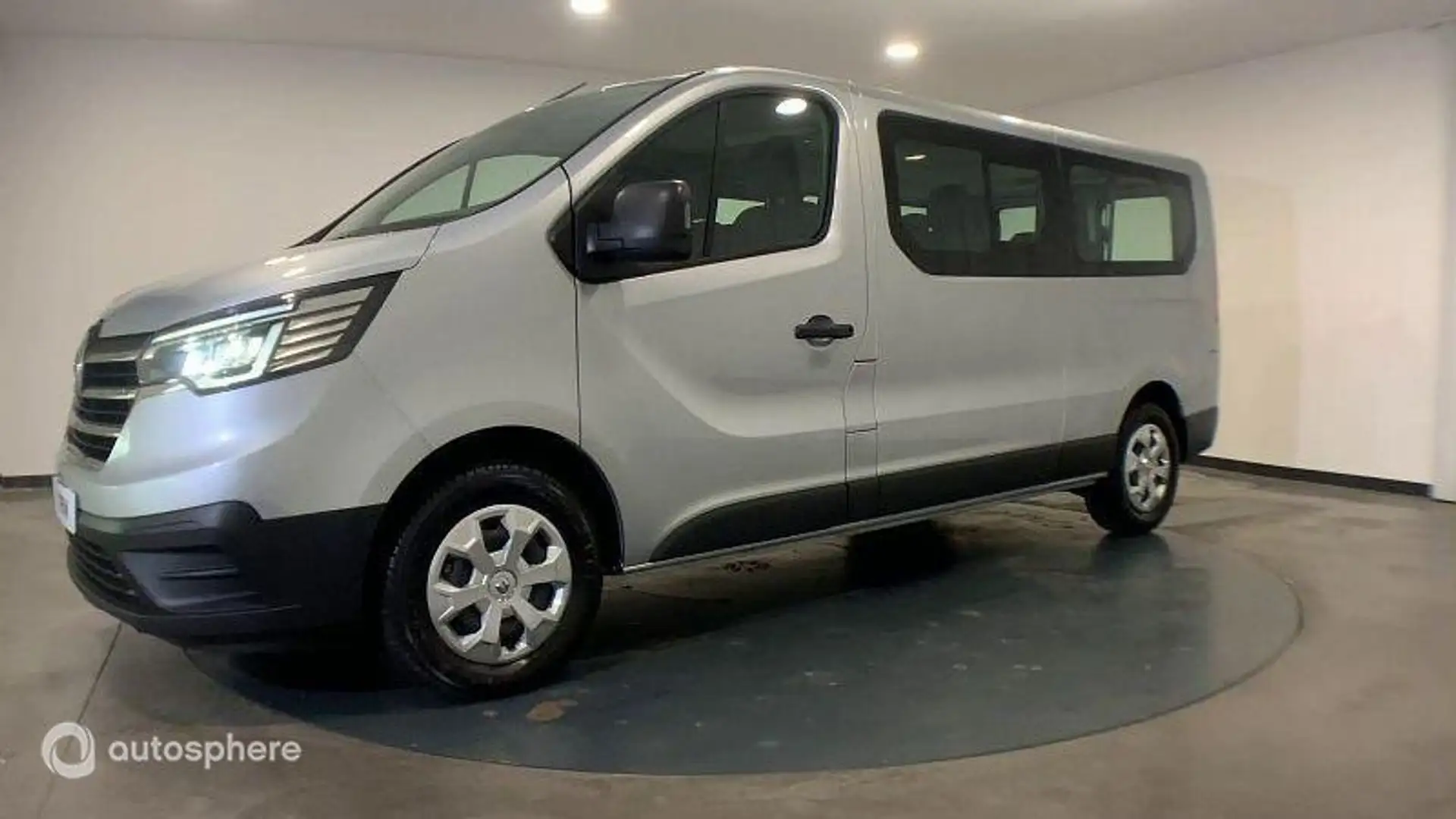 Renault Trafic L2 2.0 Blue dCi 150ch S\u0026S Zen 9 places - 1