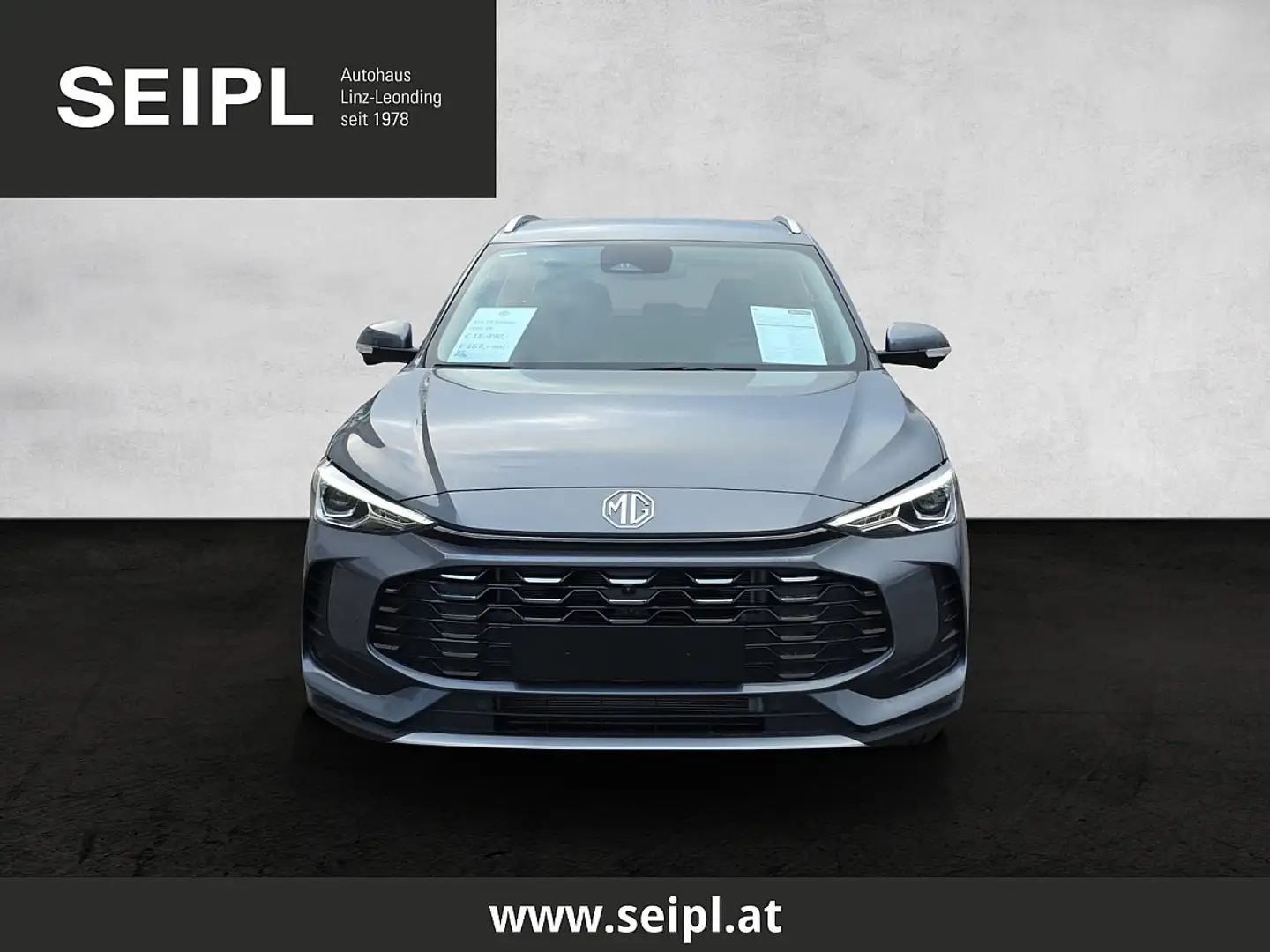 MG ZS + 1.5 Deluxe Grau - 2