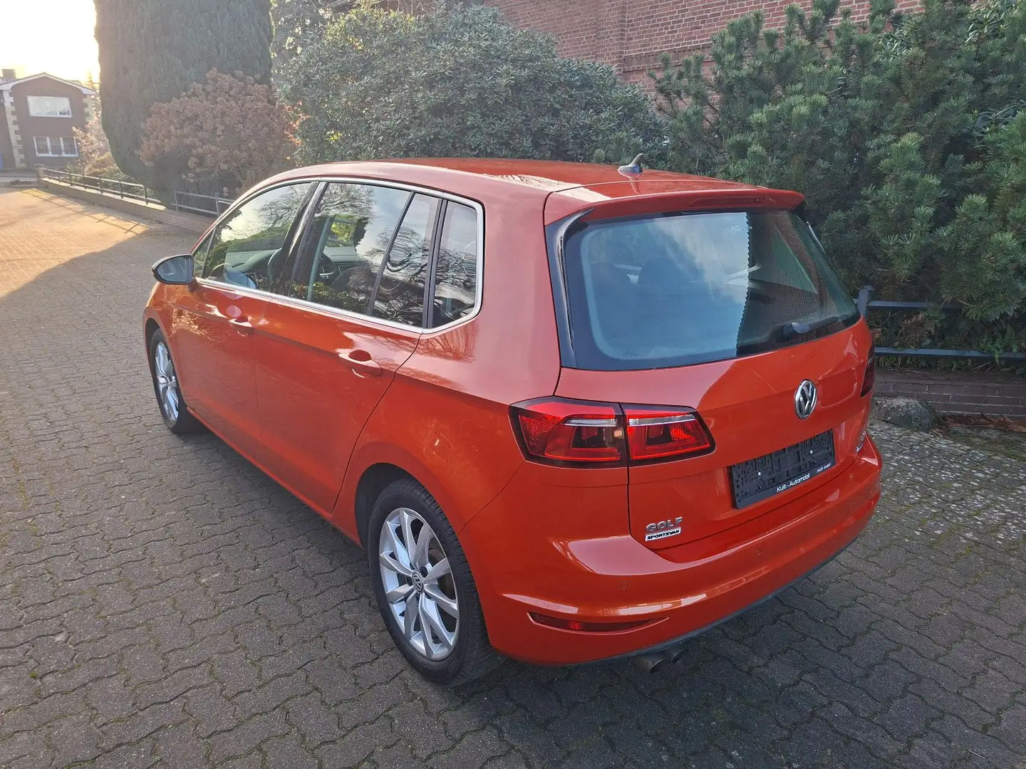 Volkswagen Golf Sportsvan 1.4 TSI 92kW Highline BMT Orange - 2