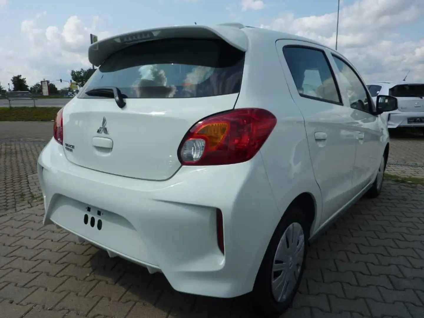Mitsubishi Space Star 1.2 Select Klima,Bluetooth,DAB sofort Blanc - 2