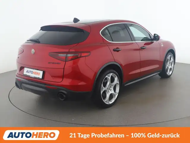 Alfa Romeo Stelvio view 6