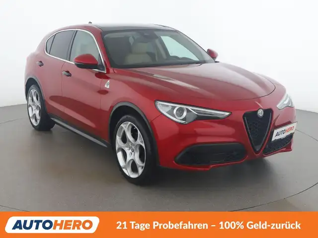 Alfa Romeo Stelvio view 8