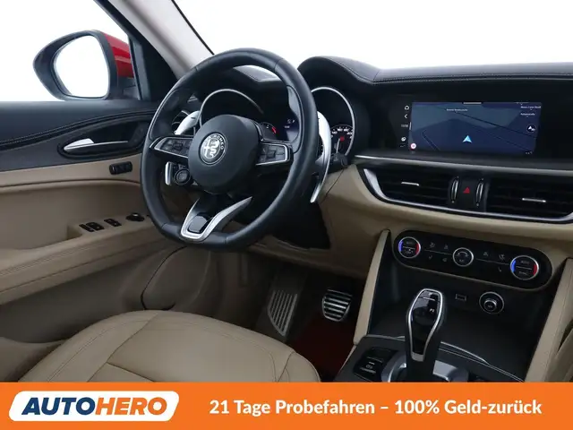 Alfa Romeo Stelvio view 13