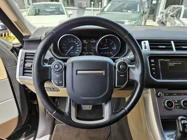 Land Rover Range Rover Sport view 12