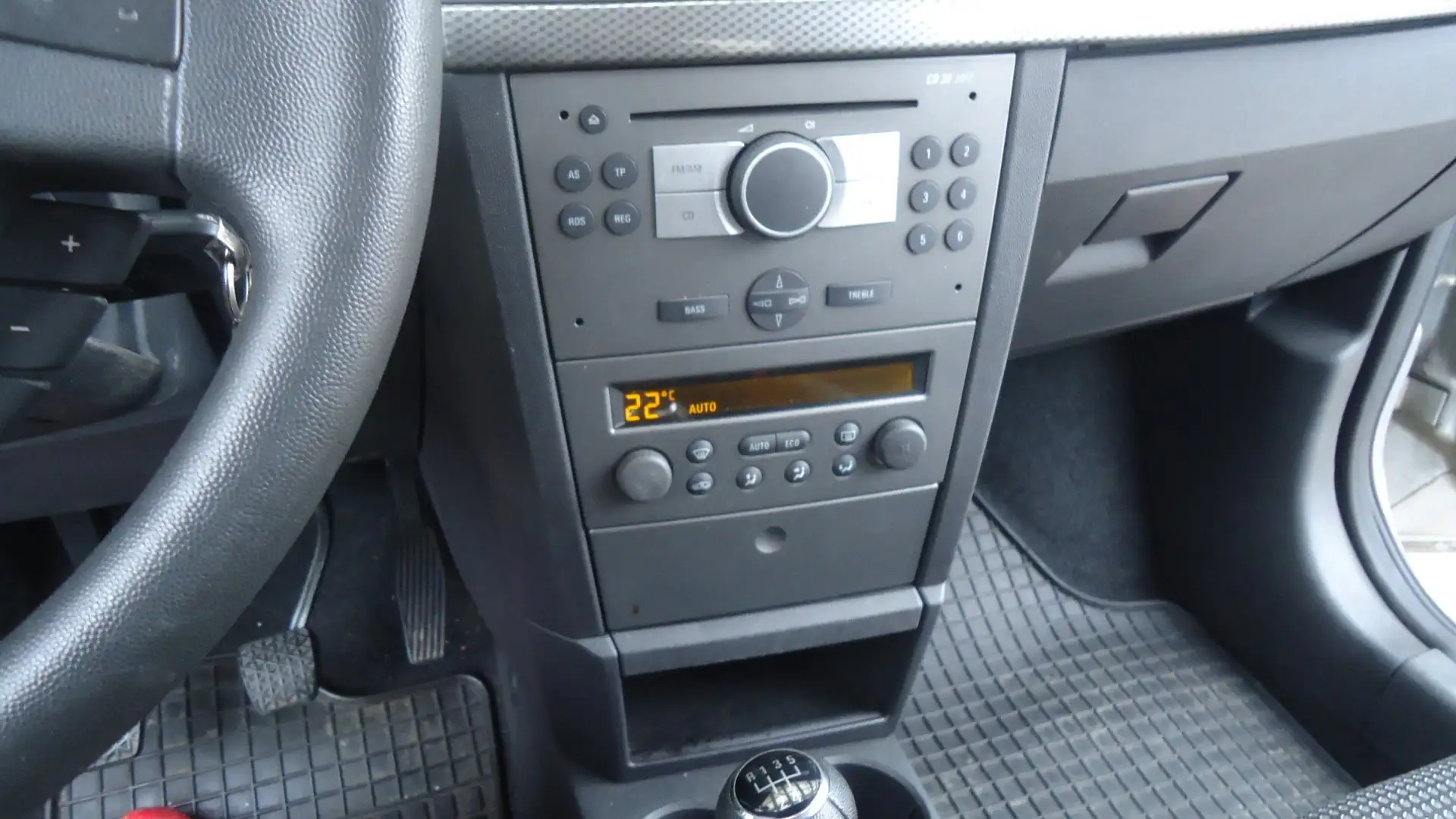 Opel Meriva Meriva 1,4 16V Cool Silber - 2