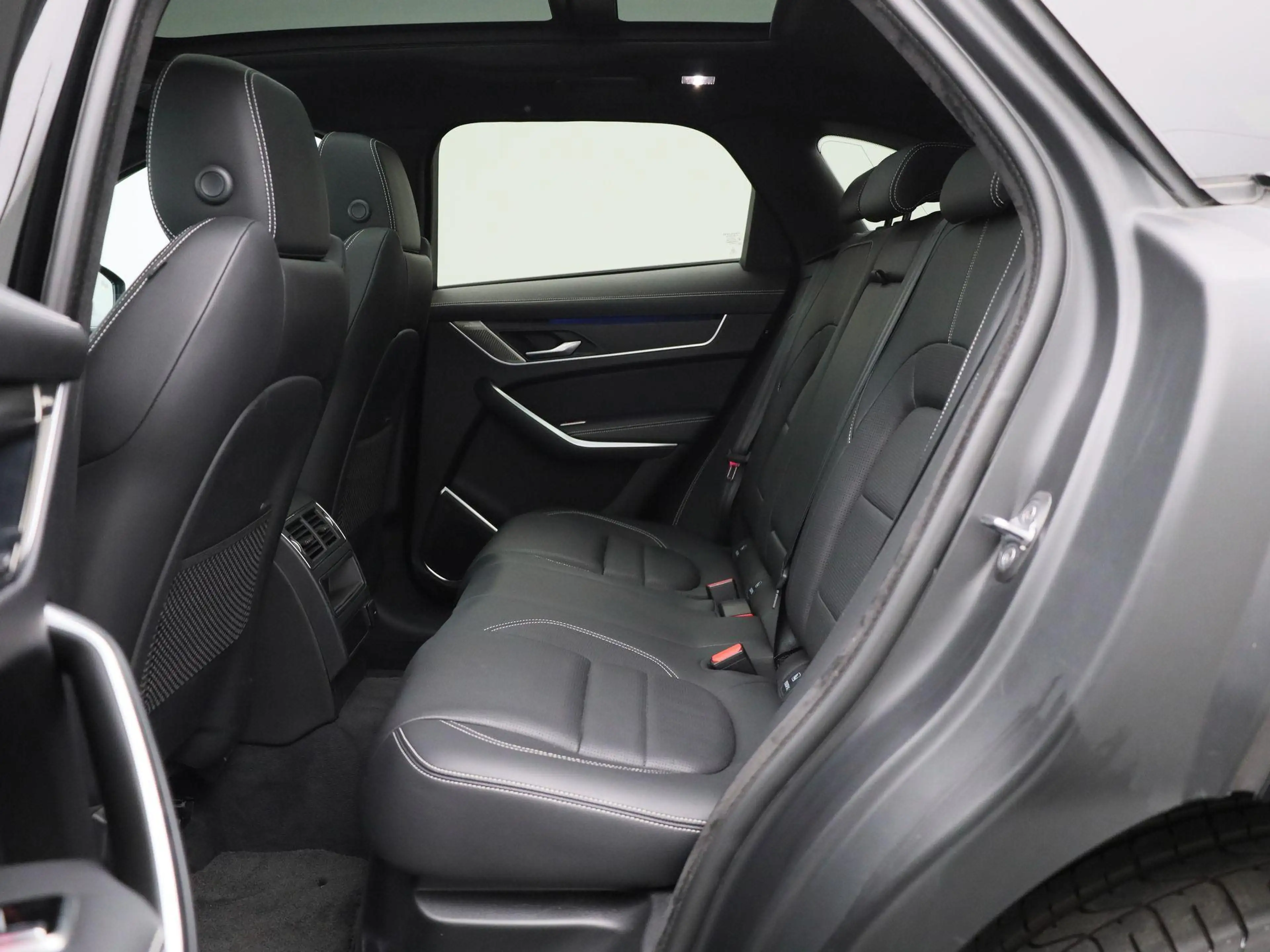 Jaguar F-Pace 2.0 P400e PHEV SE | Wordt Verwacht | Automaat | Ap — photo 12