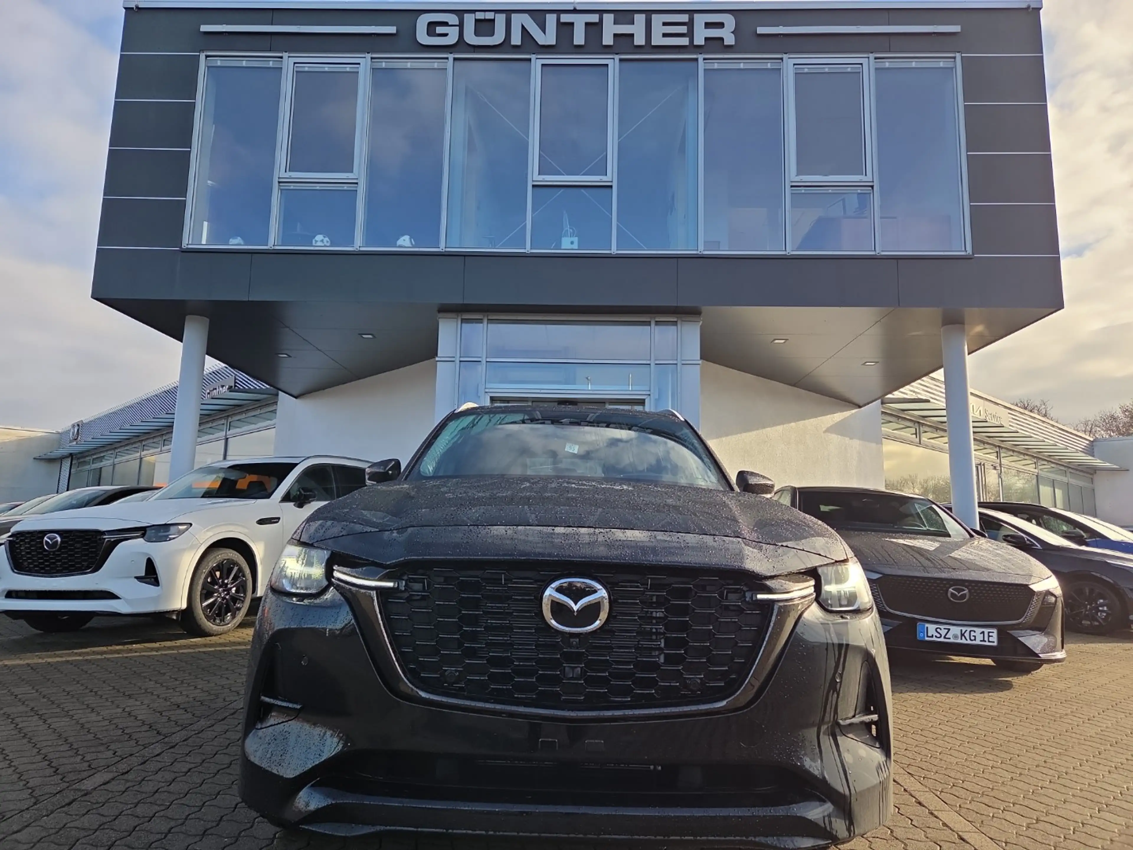 Mazda CX-80 e-SKYACTIV PHEV 327ps Homura Plus,7 Si, 2026