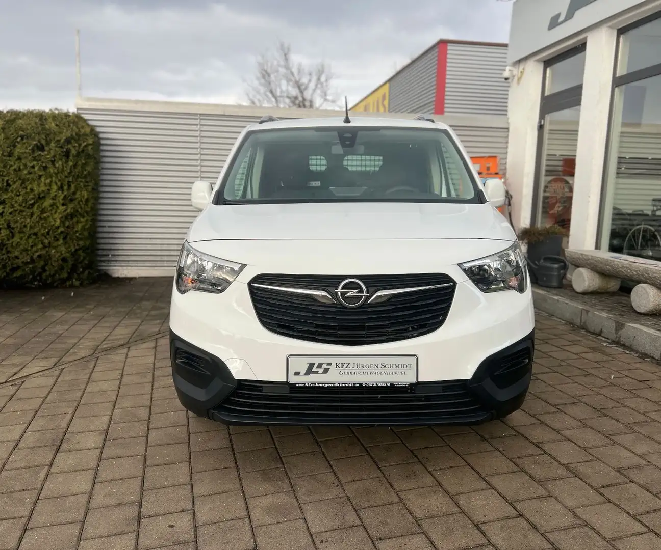 Opel Combo E Cargo 1,2 Turbo Edition KLIMA 3 Sitze Weiß - 2