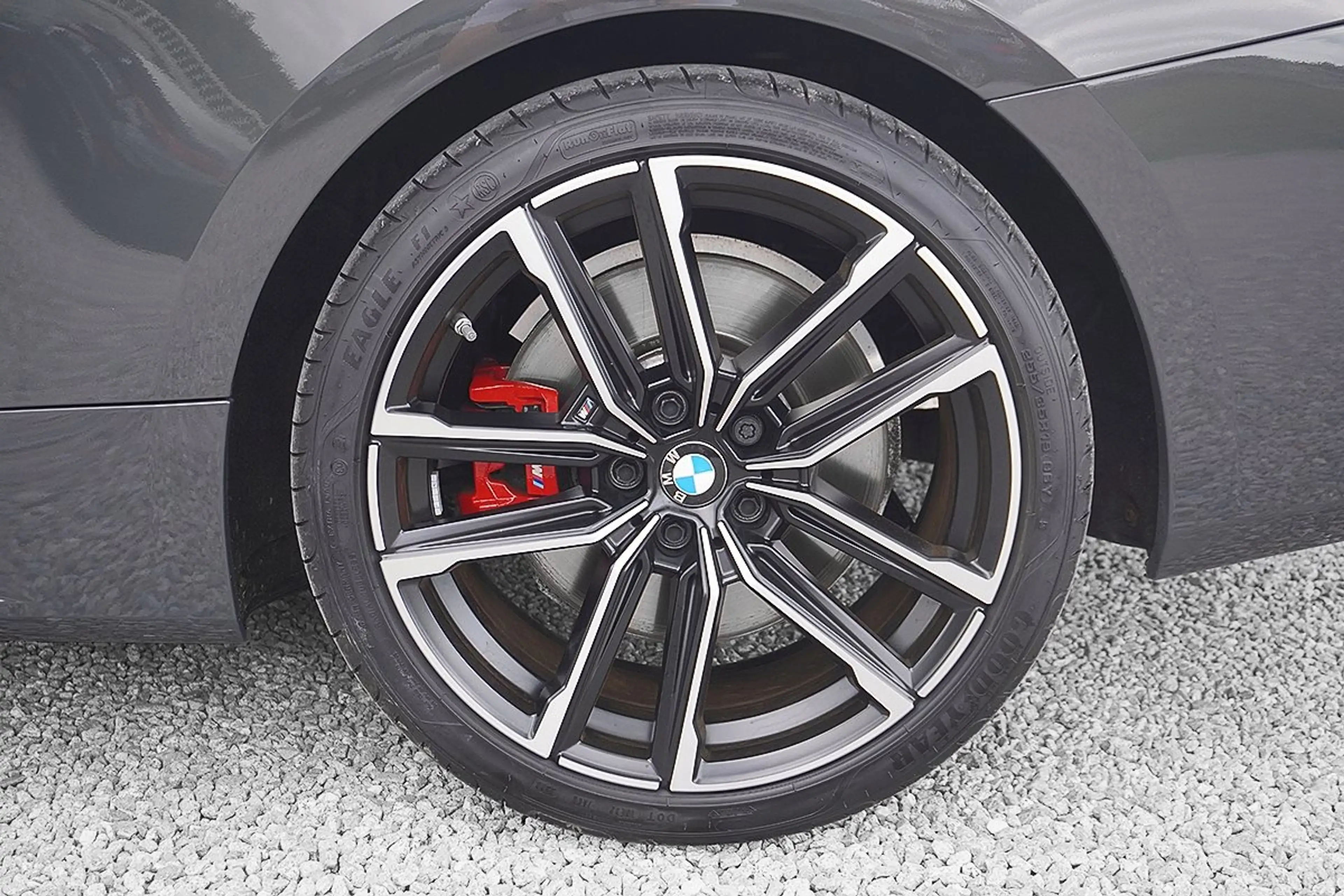 BMW 440 M440d xDrive Cabrio — photo 2