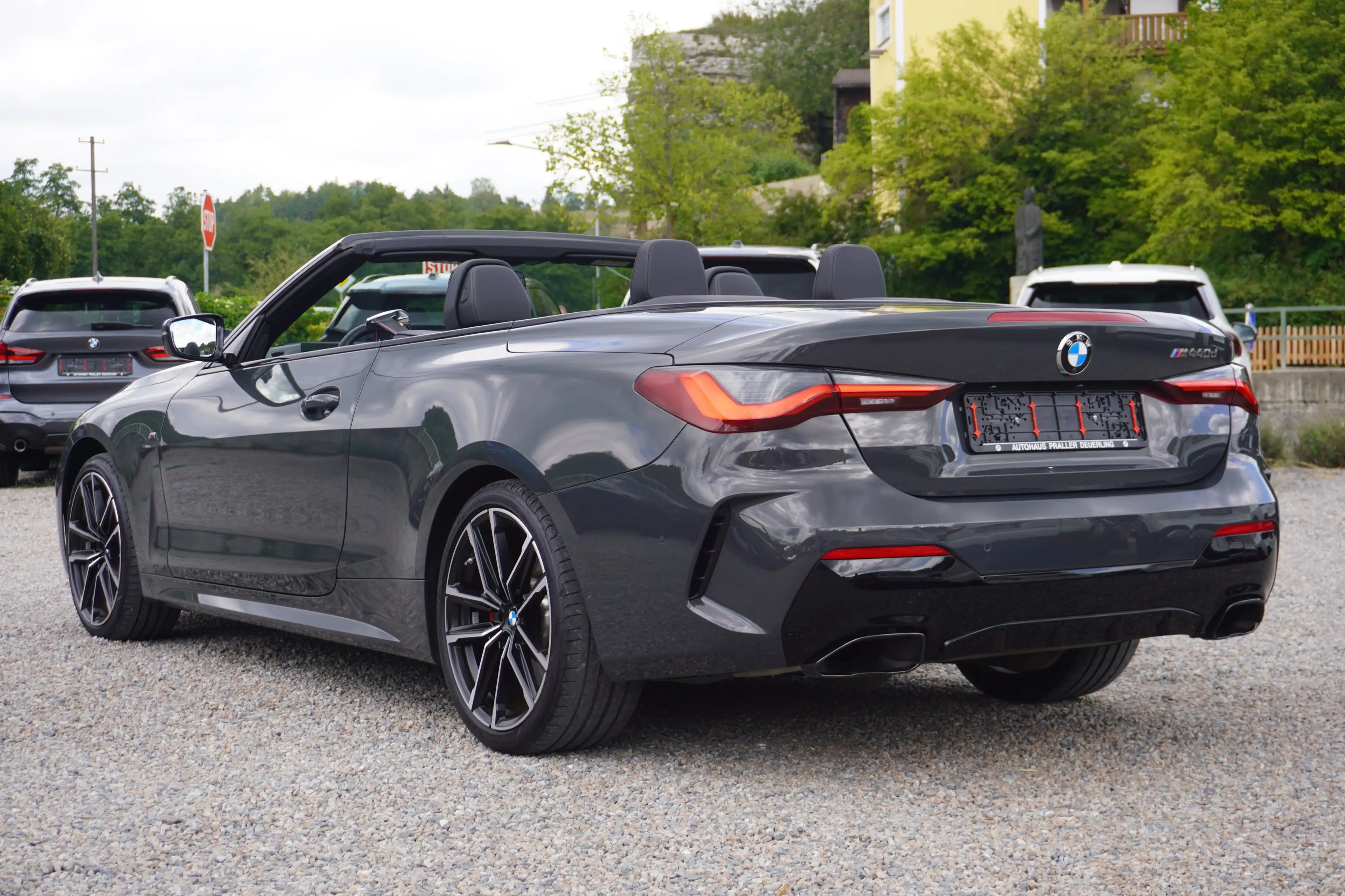 BMW 440 M440d xDrive Cabrio — photo 12