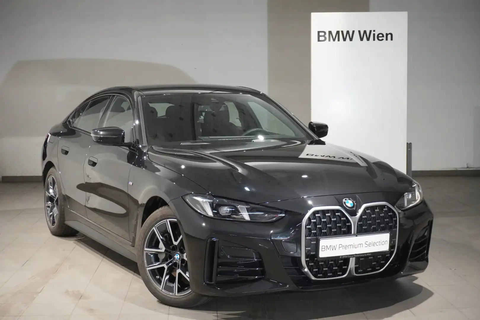 BMW 430 i xDrive Schwarz - 1