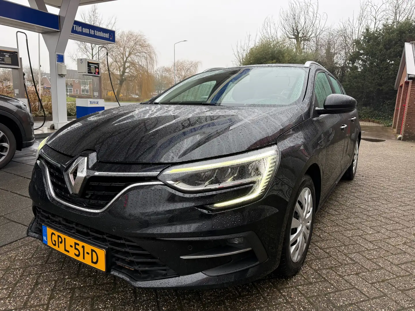 Renault Megane Estate 1.0 TCe Life / Parkeersensoren / Camera / N Noir - 1