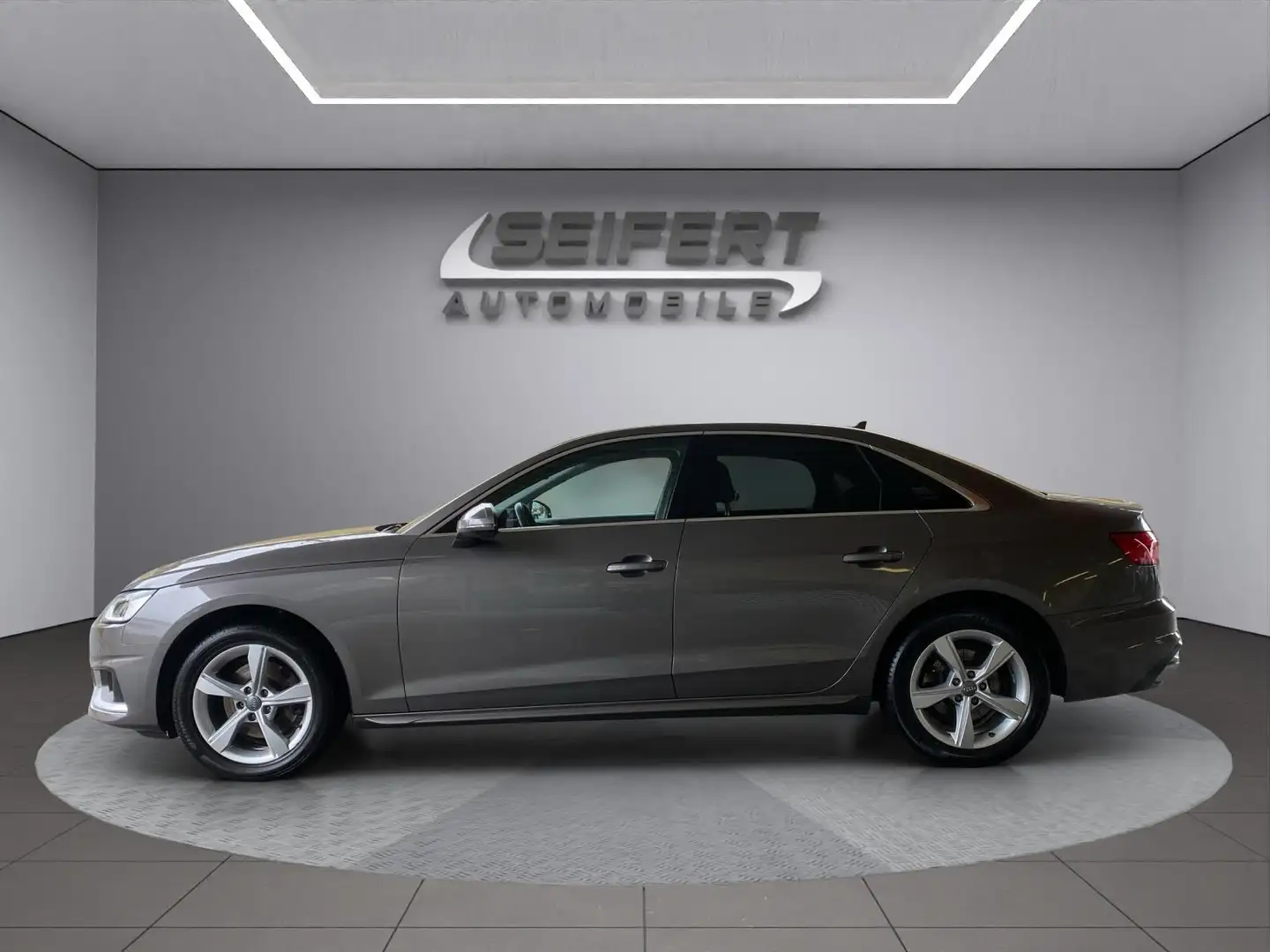 Audi A4 I ADVANCED I NAVI I BLUETOOTH I LED I siva - 2