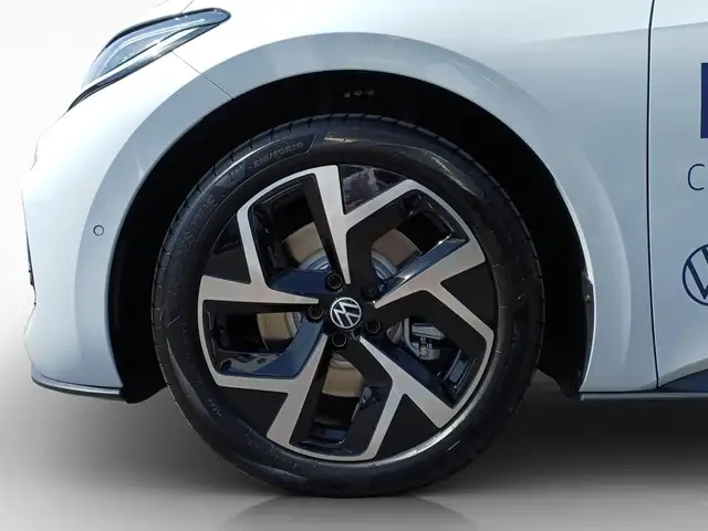 Volkswagen Id.3 view 8