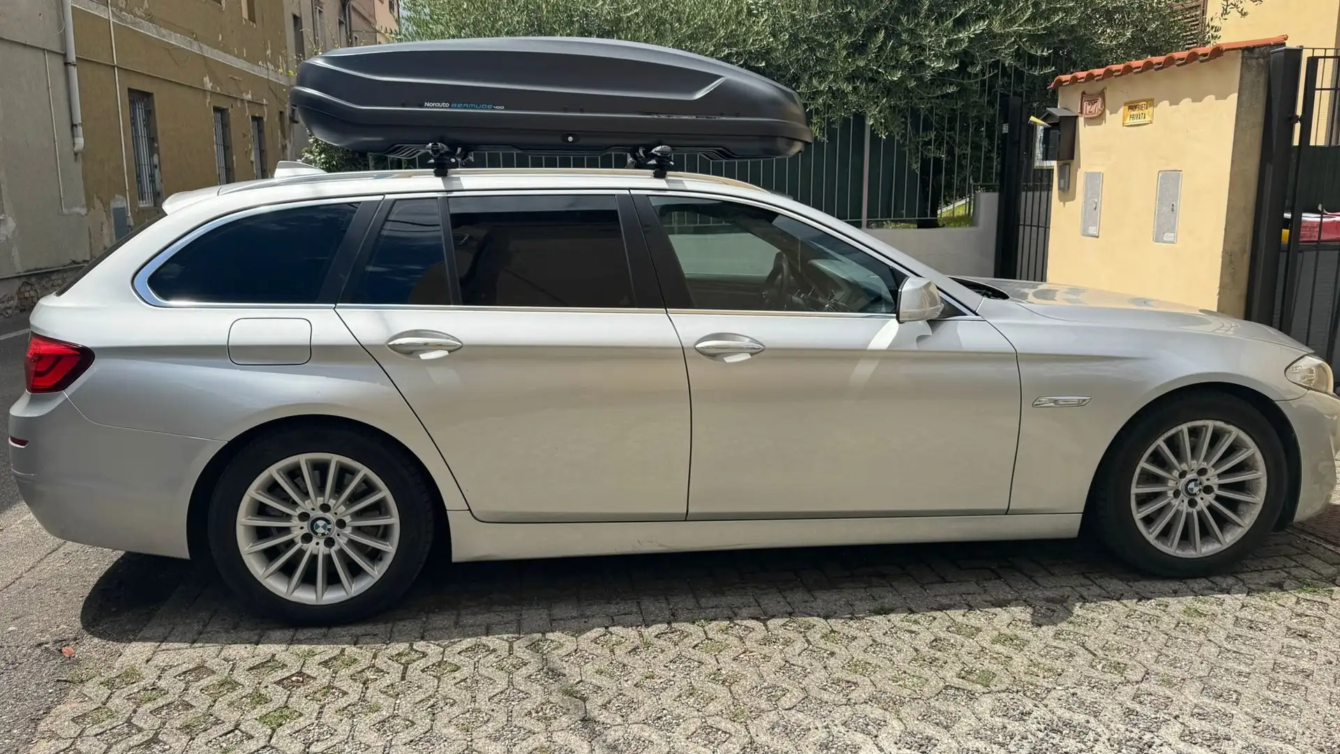 BMW 520 520d Touring Grigio - 2