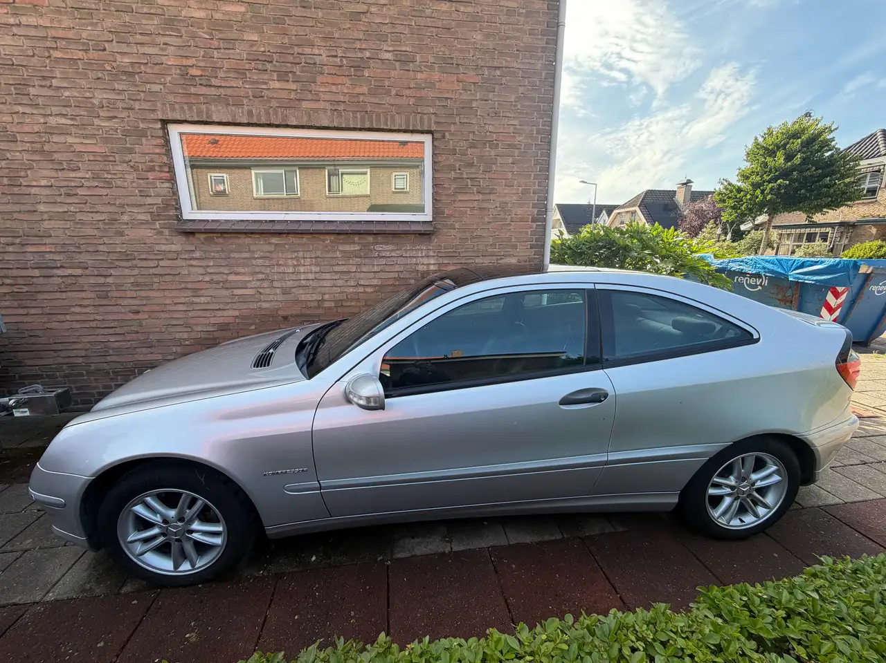 Mercedes-Benz C 200