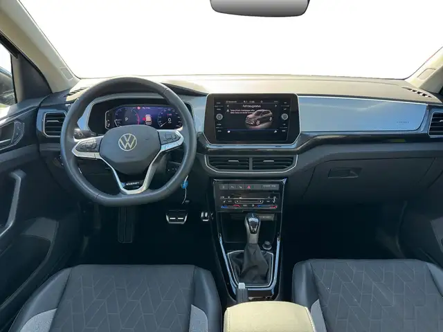 Volkswagen T-Cross view 8