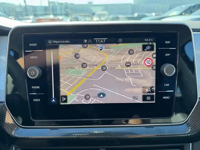 Volkswagen T-Cross view 17