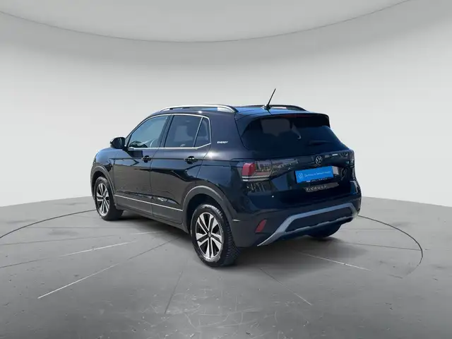 Volkswagen T-Cross view 3