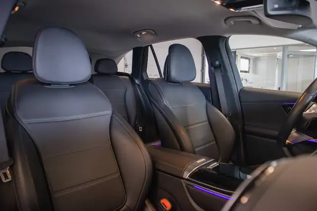 Mercedes-Benz GLC view 8