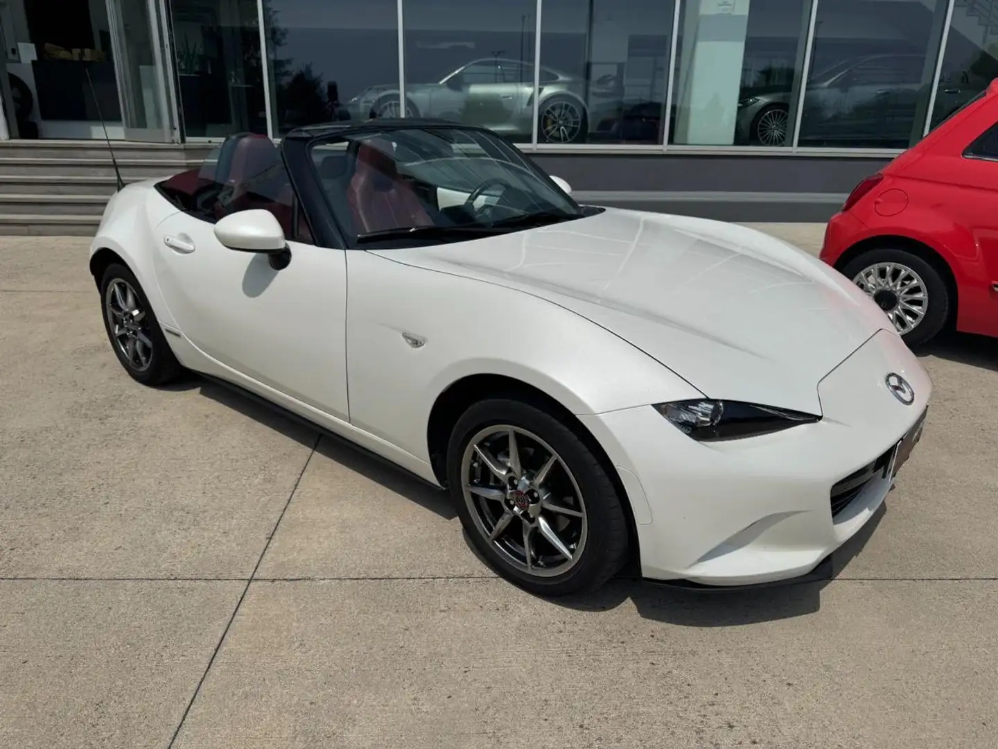 Mazda MX-5 1.5L Skyactiv-G Soft Top 100th Anniversary Wit - 1