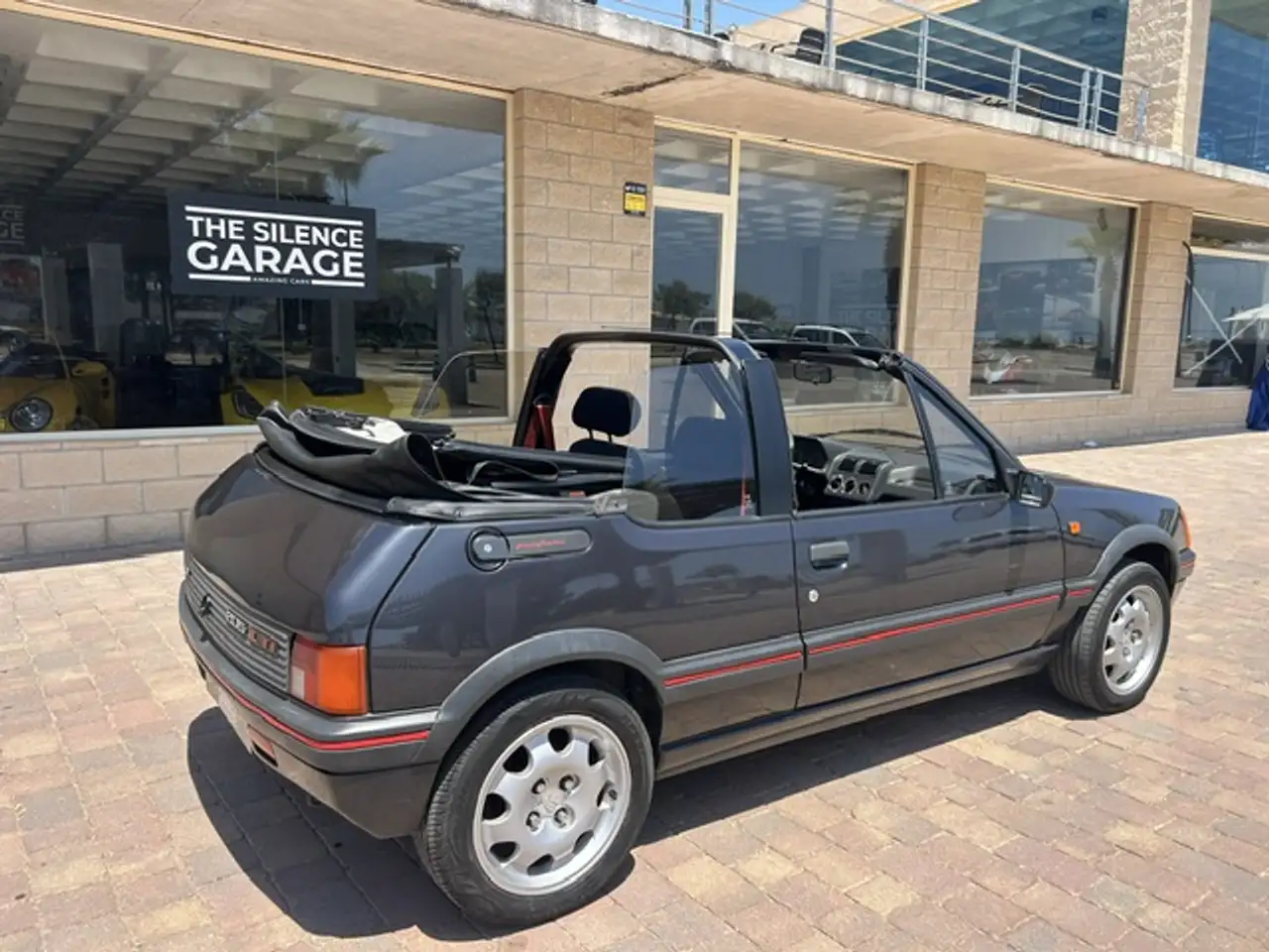 Peugeot 205 Cabriolet 1.6 CTI, foto 3