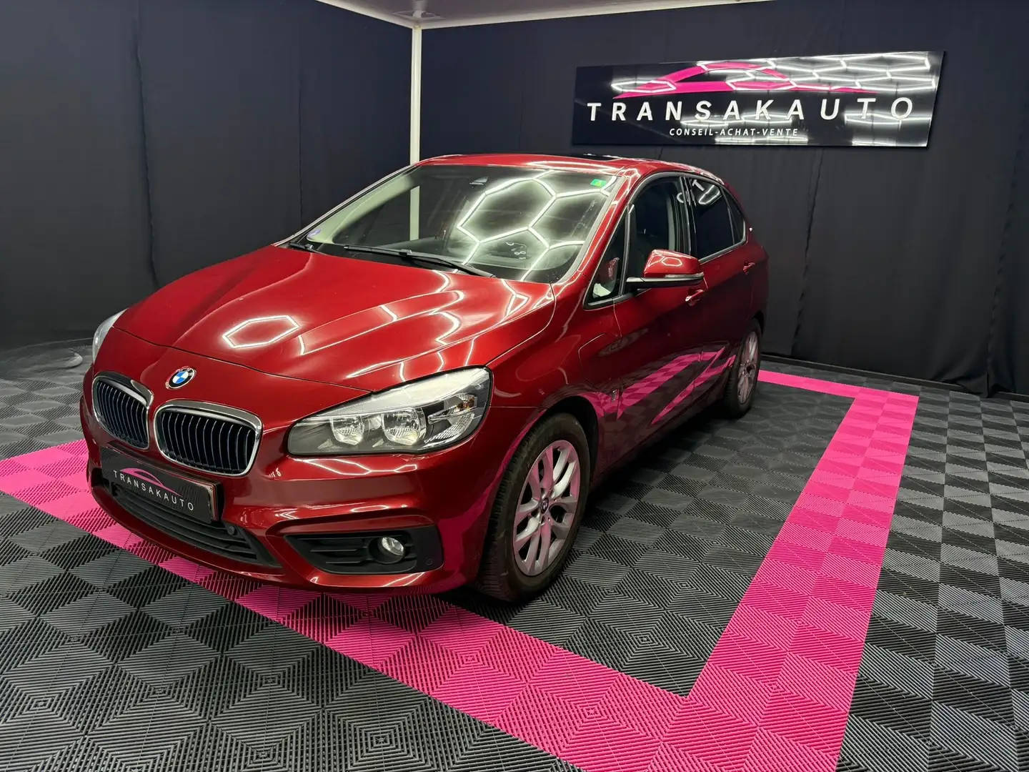 BMW 225 Active Tourer PHEV 225xe/TOIT PANO/GARANTIE12 MOIS Rojo - 2
