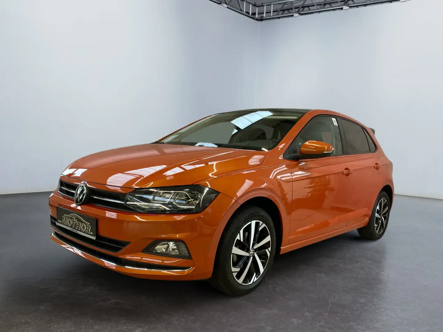 Volkswagen Polo VI Highline 1.0 TSI Winter-Paket Naranja - 2