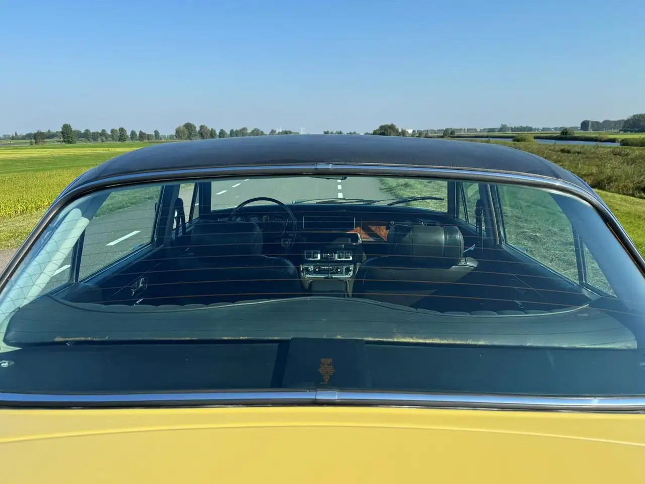Daimler Double Six 5.3 V12 origineel NL auto, zeer lage km stand, foto 12