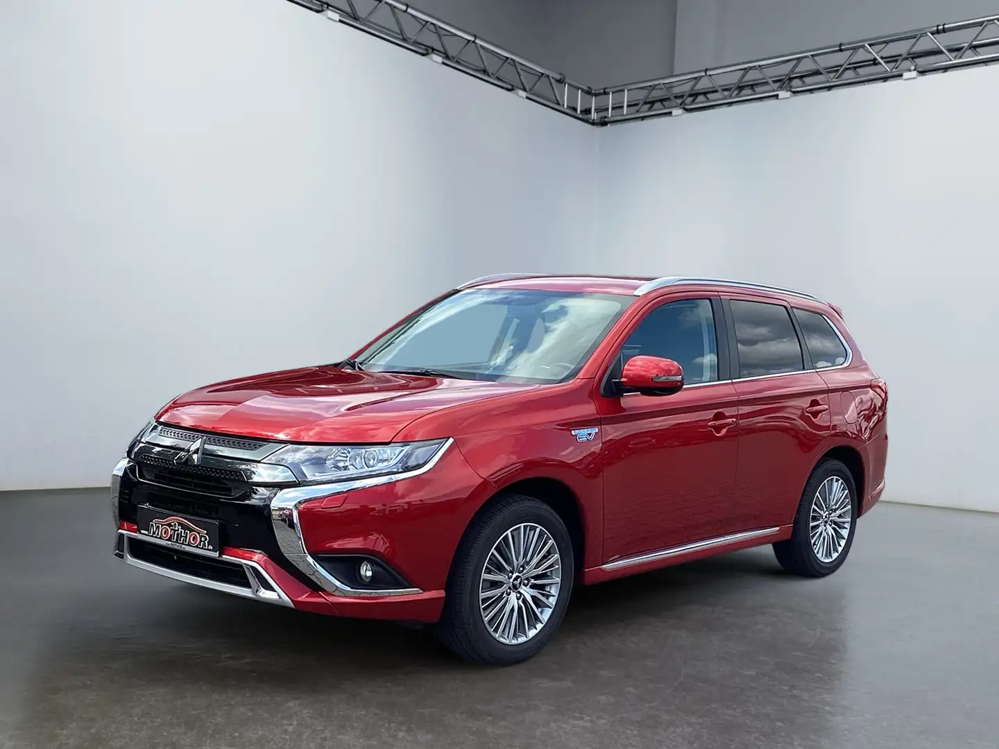 Mitsubishi Outlander 2.4 PHEV Automatik TEMP  KAM Червоний - 2
