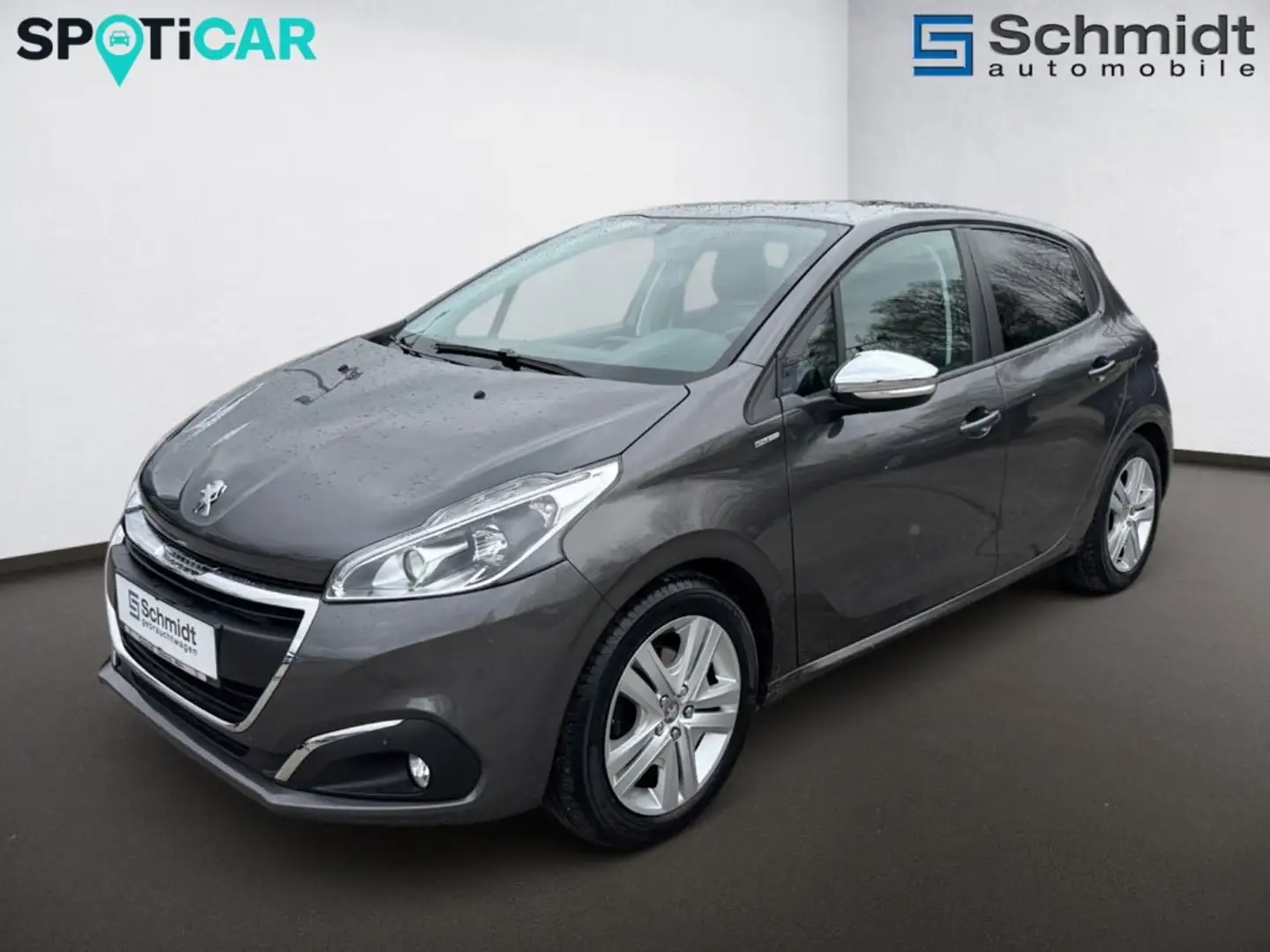 Peugeot 208 Style 1,2 PureTech 82 Grau - 2