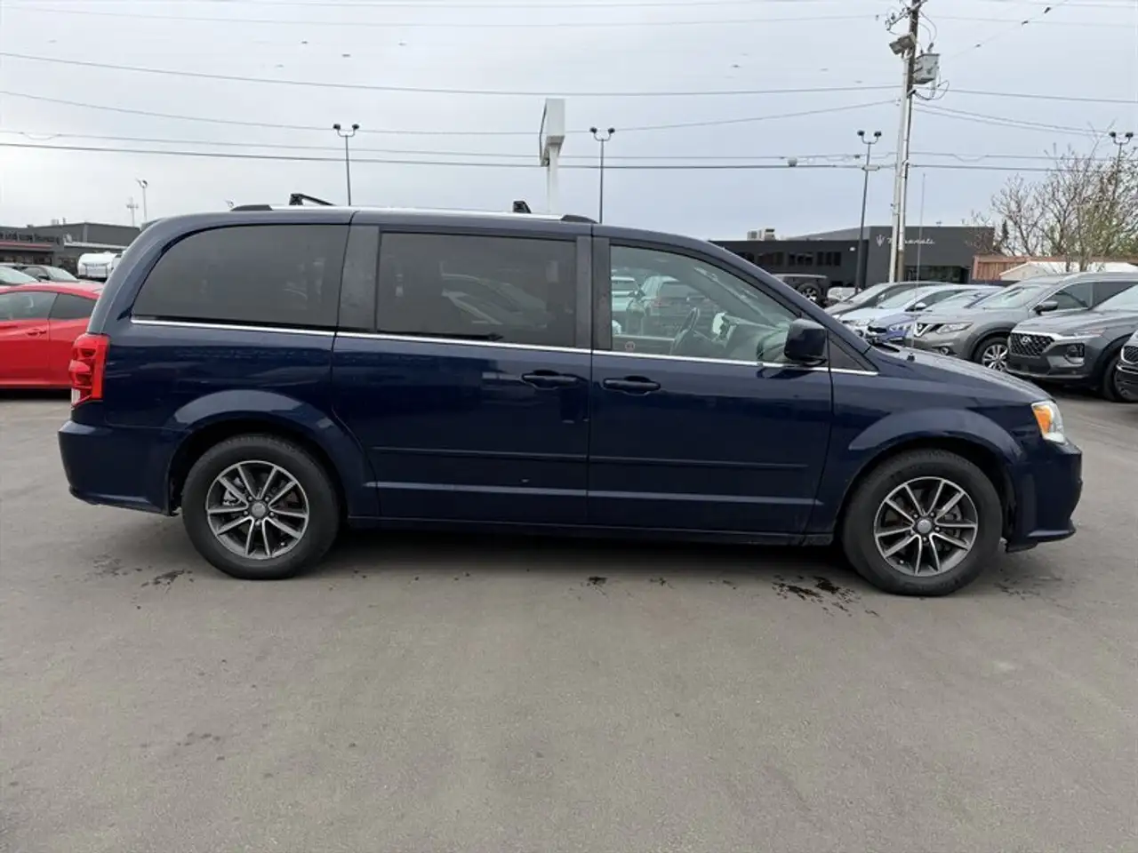 Dodge Grand Caravan снимка Dodge Grand Caravan