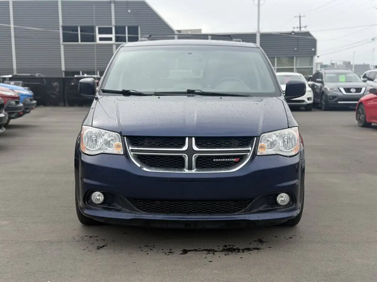Dodge Grand Caravan снимка Dodge Grand Caravan