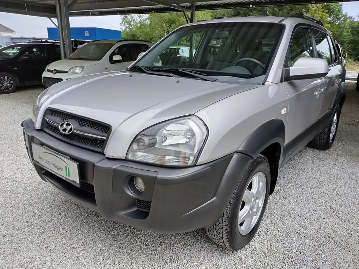 Hyundai TUCSON 2,0 CRDi 4WD ! Top Zustand 2. Besitz! Argent - 1