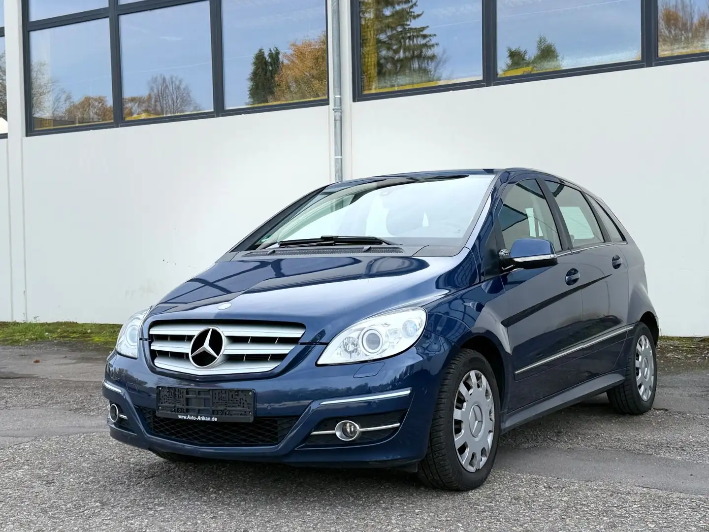 Mercedes-Benz B 200 Parktronic H+V Azul - 1