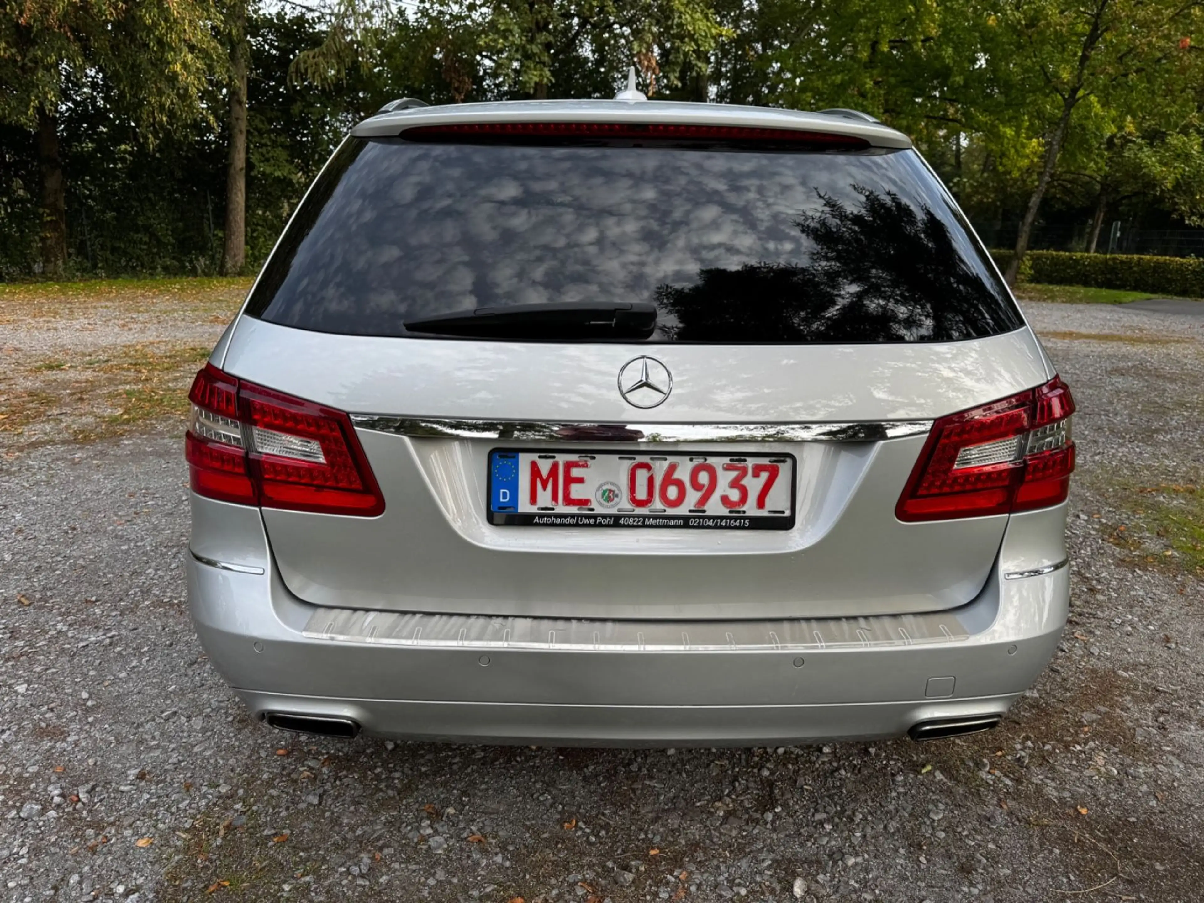 Mercedes-Benz E 200 CGI Avantgarde Kombi mit Kindersitzbank ! — photo 5