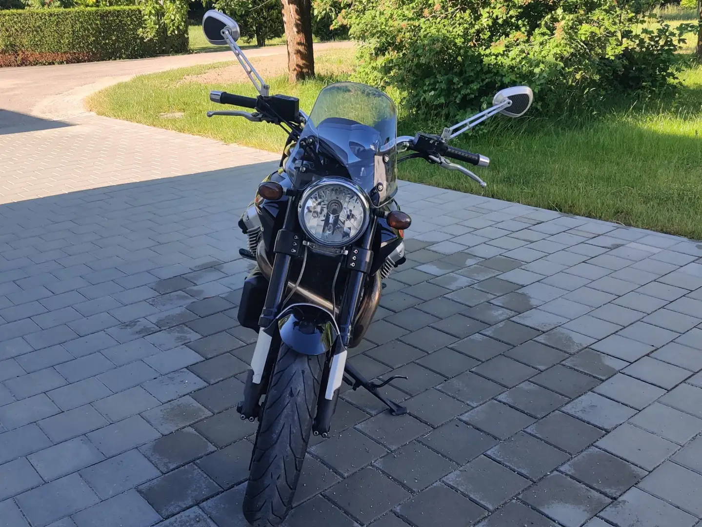 Moto Guzzi Griso 1100 Noir - 2