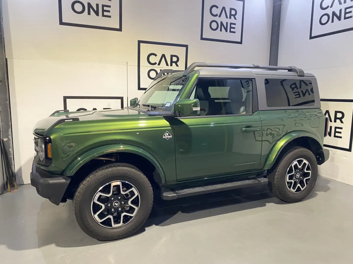 Ford Bronco 2.7 EcoBoost V6 Outer Banks 335 Auto Grün - 2